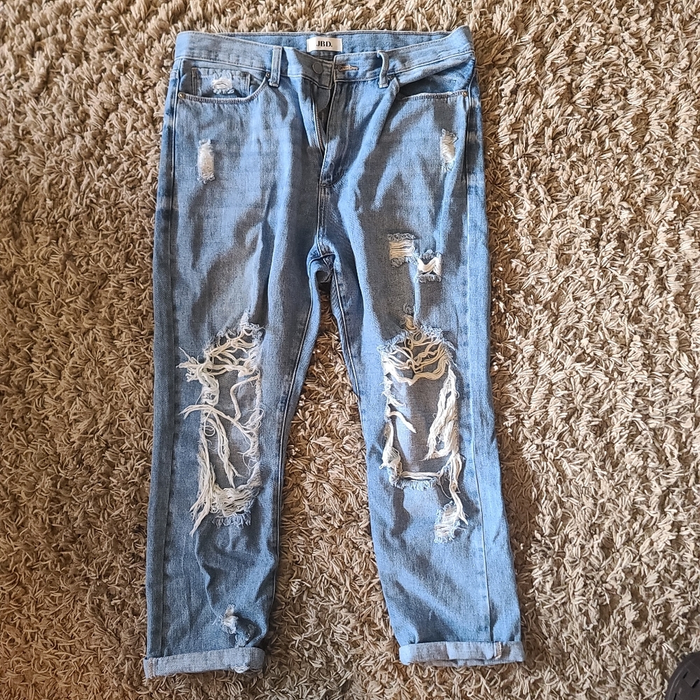 Size 31 JBD destroyed girlfriend jean